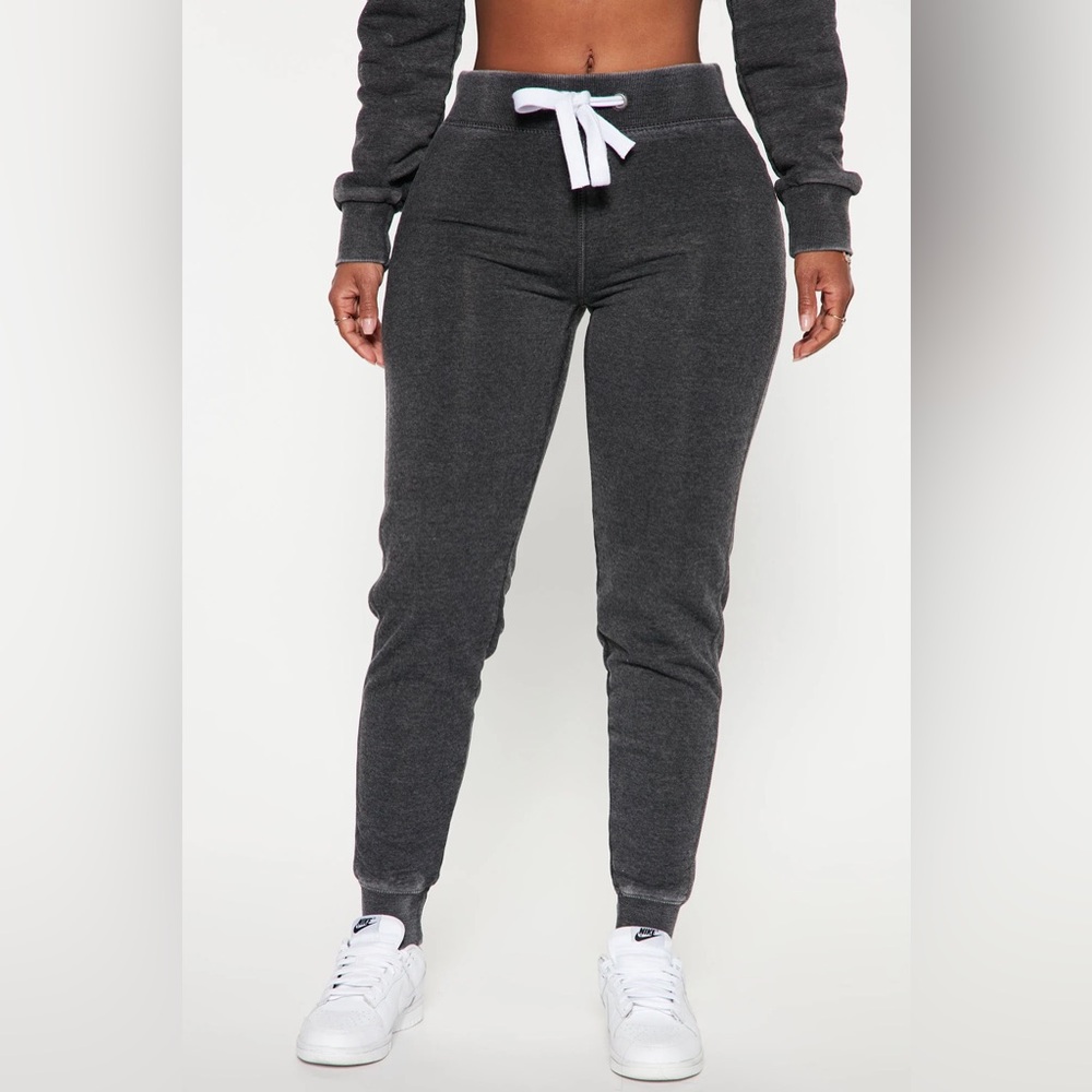 Sweet Dreams Mineral Wash Jogger - Charcoal